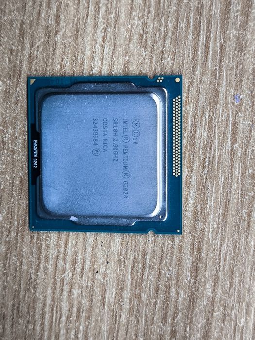 CPU Intel SK 1155 model dual core G2020, video in CPU + cooler Intel