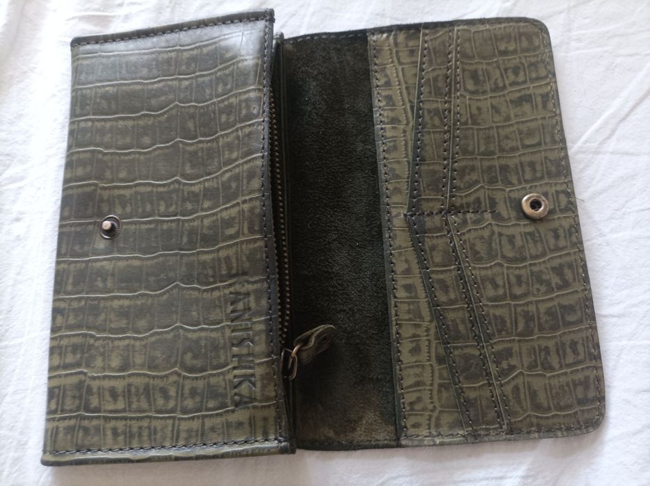 Кашелок канишка кожа без никаких дефектов в отличном состоянии