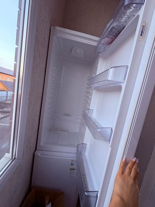 Продам холодильник