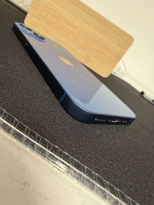 Iphone 13 128gb неразличим от нов