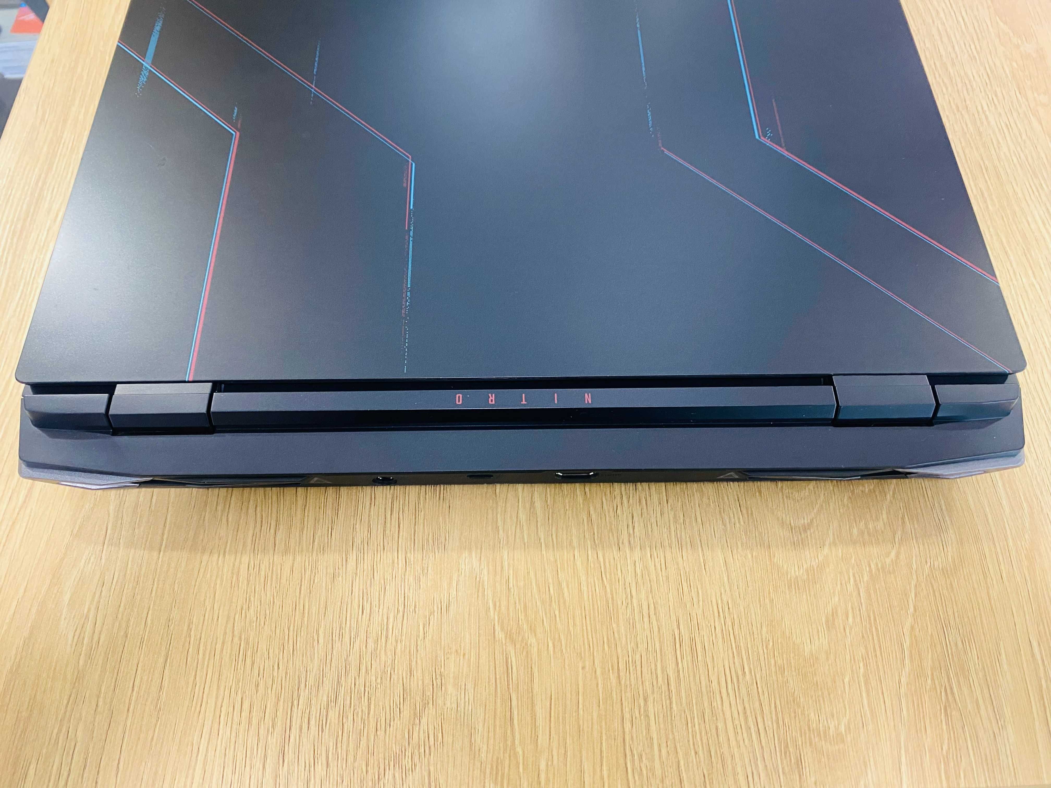 НОВ ! Acer Nitro 5 N22C1 15.6" Intel® Core™ i5, RAM 16GB, SSD 512GB