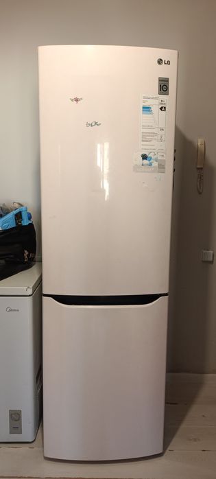 Продам холодильник LG NO FROST