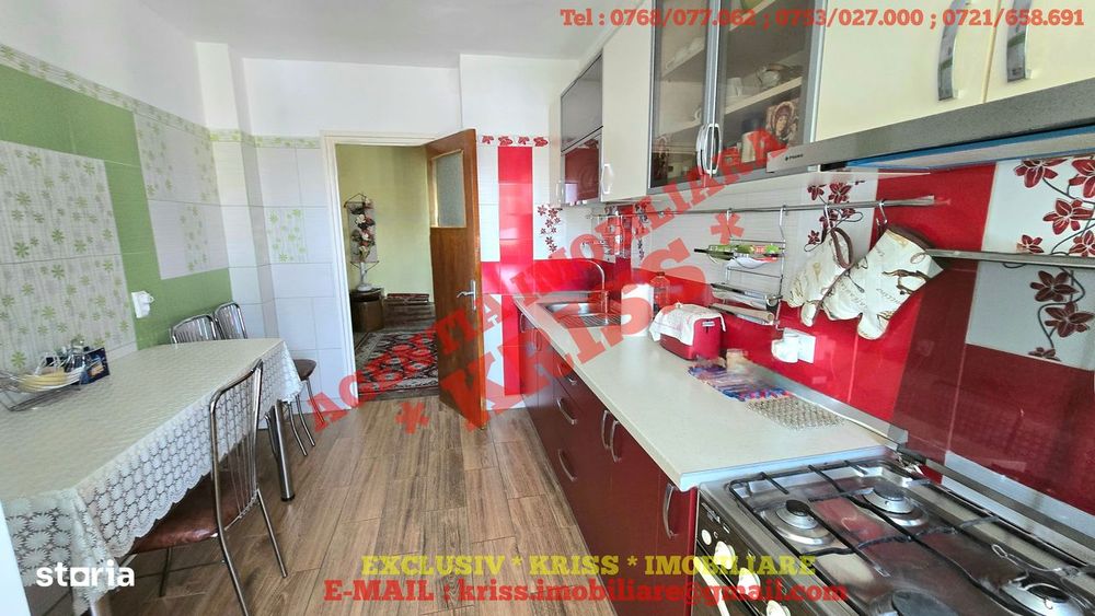 Apartament 4 Camere ULTRACENTRAL Confort 1 DEC. Etaj 2 Liber 98 Mp.