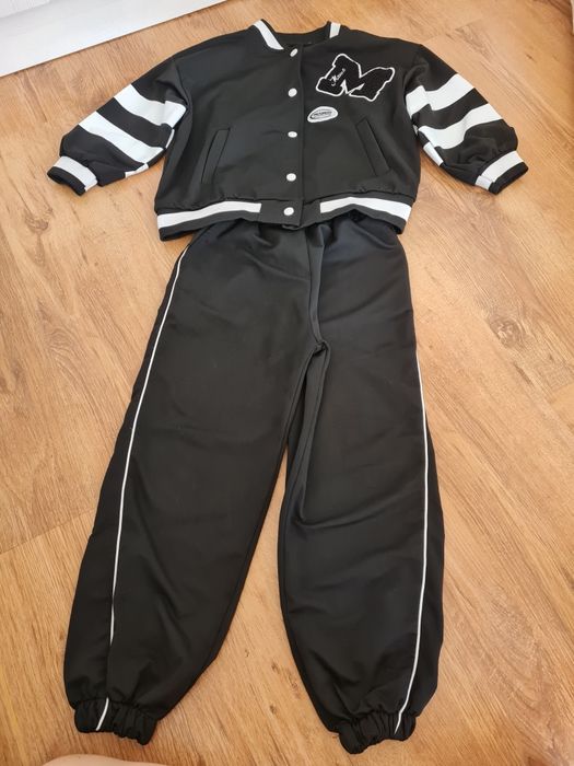 Двойка-спортивка, бомбер для девочек