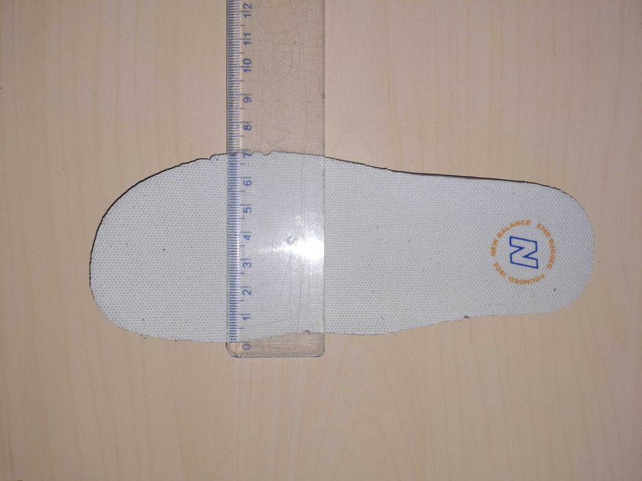 Детски маратонки New balance 29 номер, нови