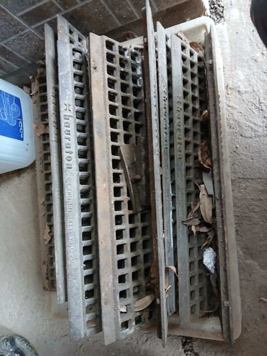 Grătar fontă rigole