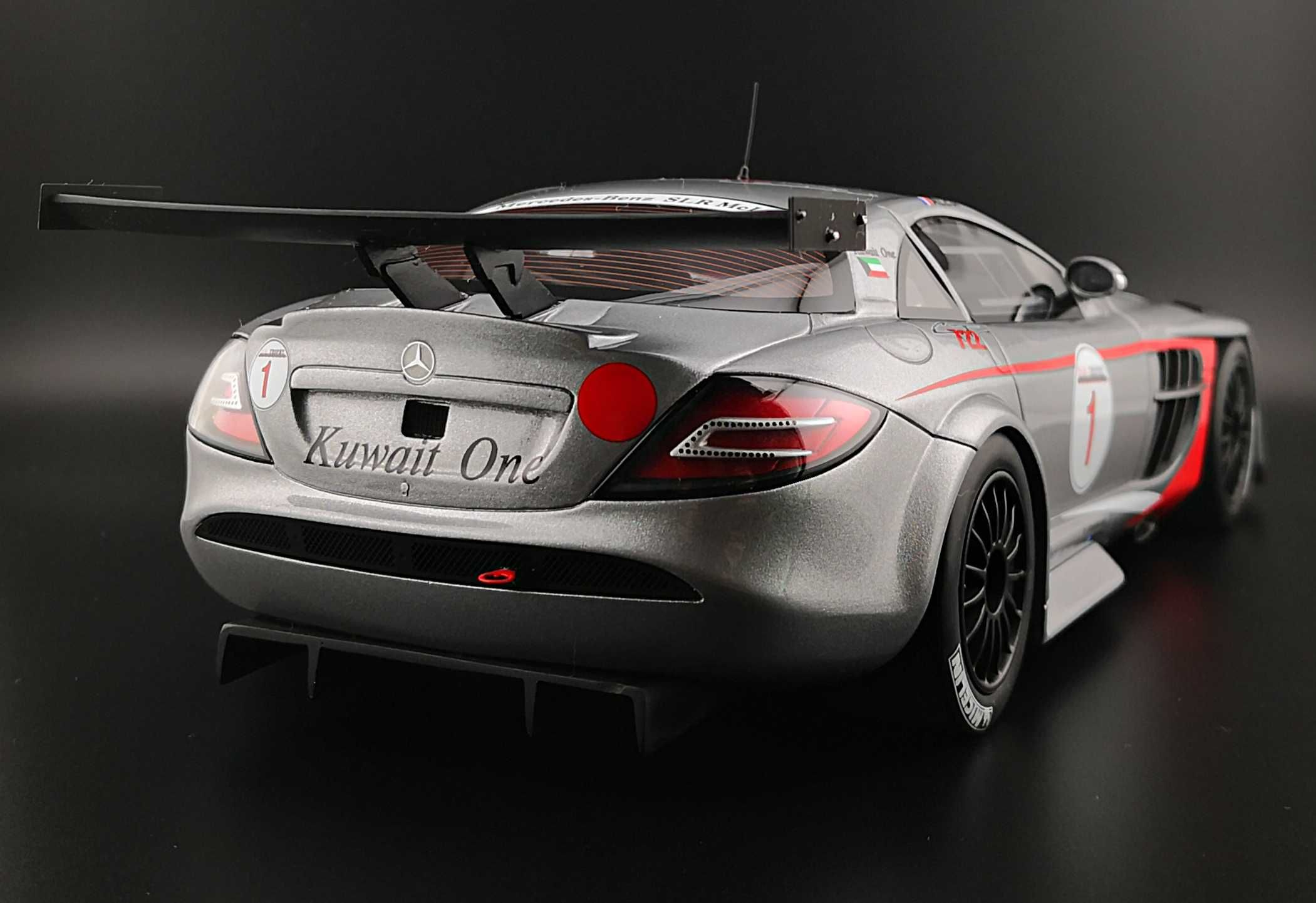 macheta 1:18 Mercedes-Benz SLR 722 GT Trophy–2008 J.Alesi GT Spirit