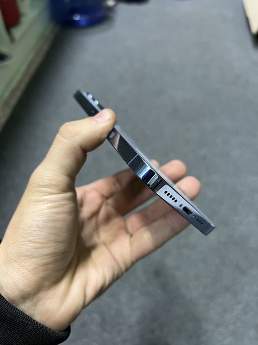 13 Pro ideal holatda 256 Gb