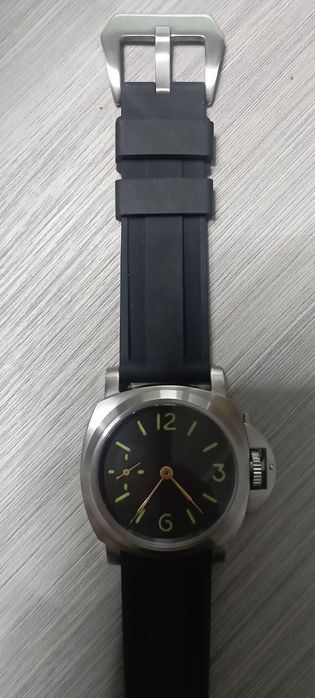 Продам наручные часы