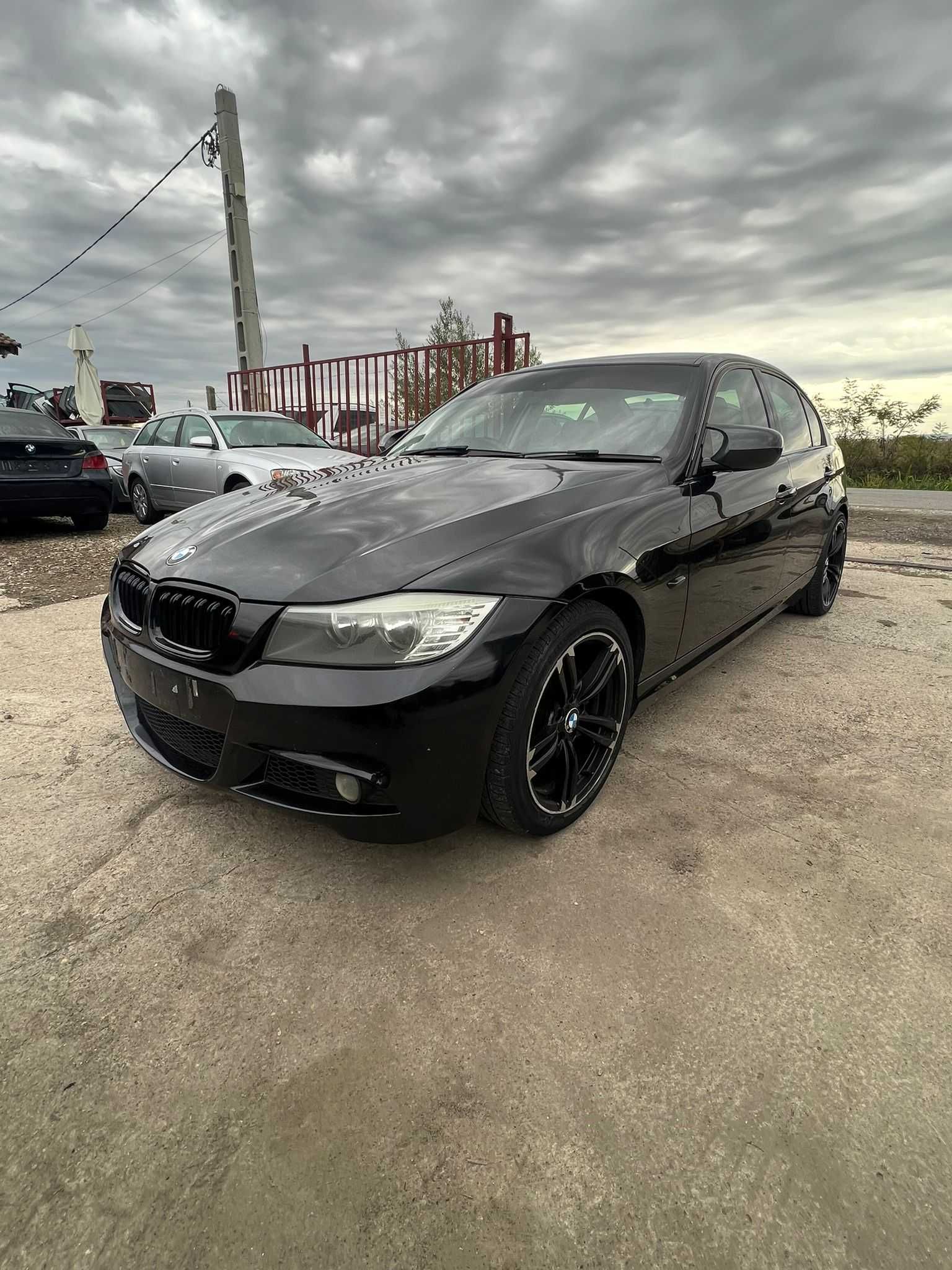 Dezmembrez BMW e90 facelift ,M pack