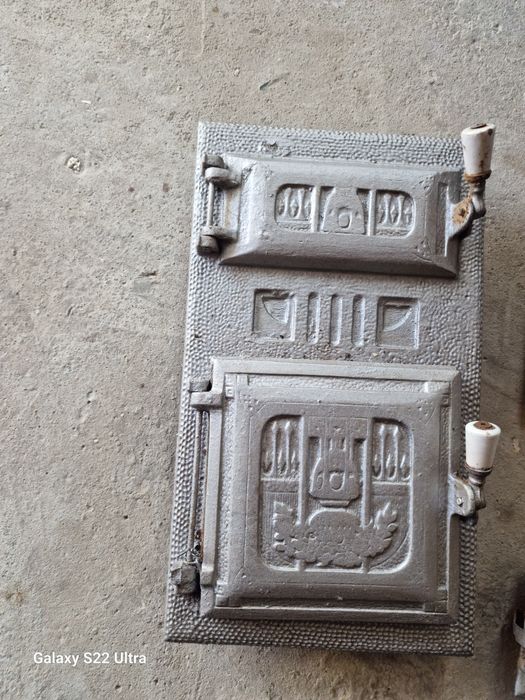 Vand ușile de de sobe teracotă 50 lei buc