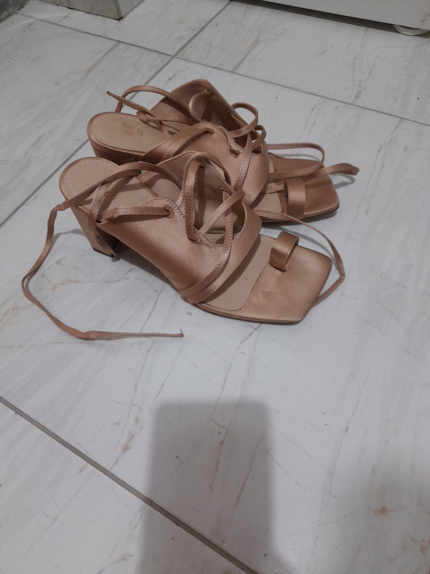 Pantofi în stare bună