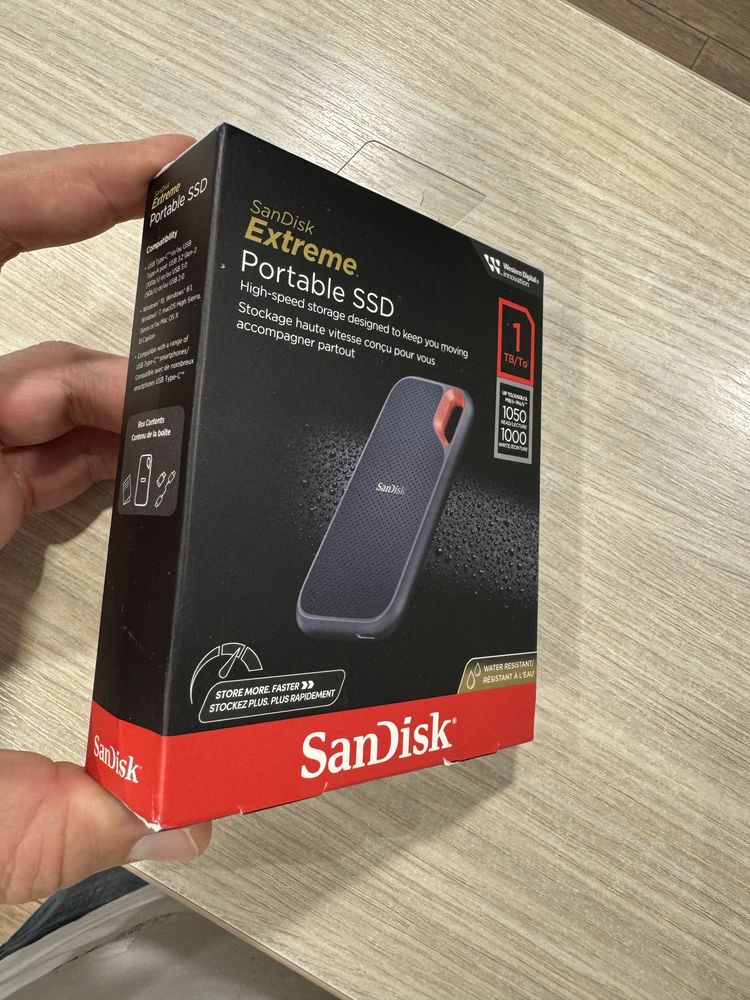 SSD extern Sandisk Extreme Portable V2, 1TB, NVMe nou sigilat