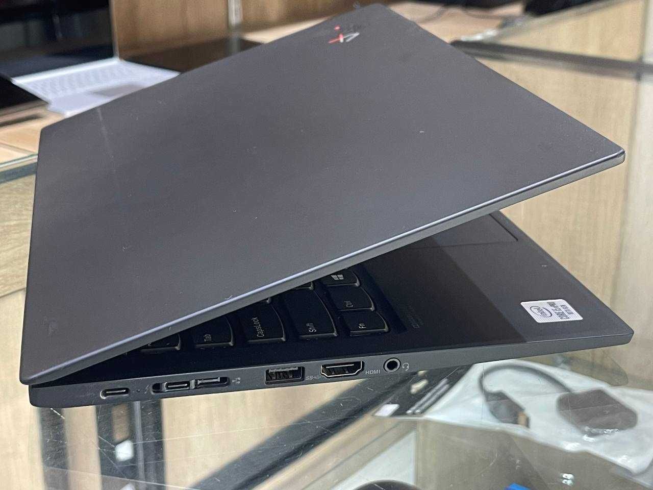 Lenovo ThinkPad X1 Carbon Core i5-10310U озу8гб 256ssd