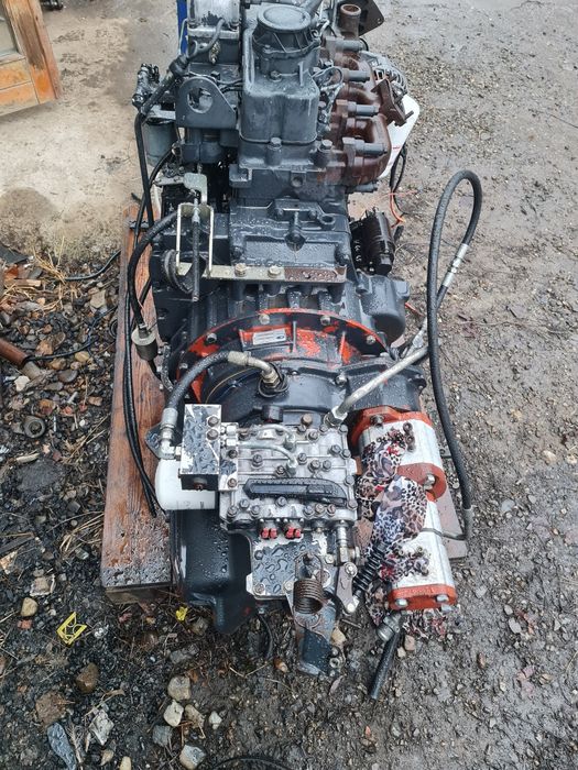 Motor Iveco 4 cil + pompe pt budoexcavator /alte utilaje