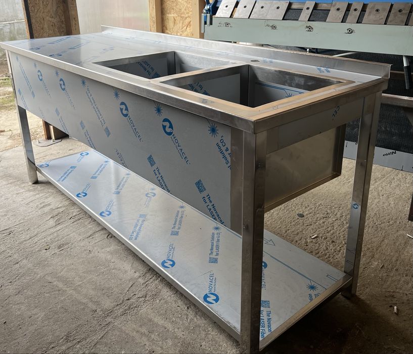 Mobilier inox, Hota inox, Masa inox,