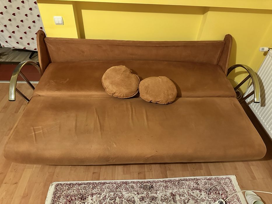 Canapea 3 locuri extensibila