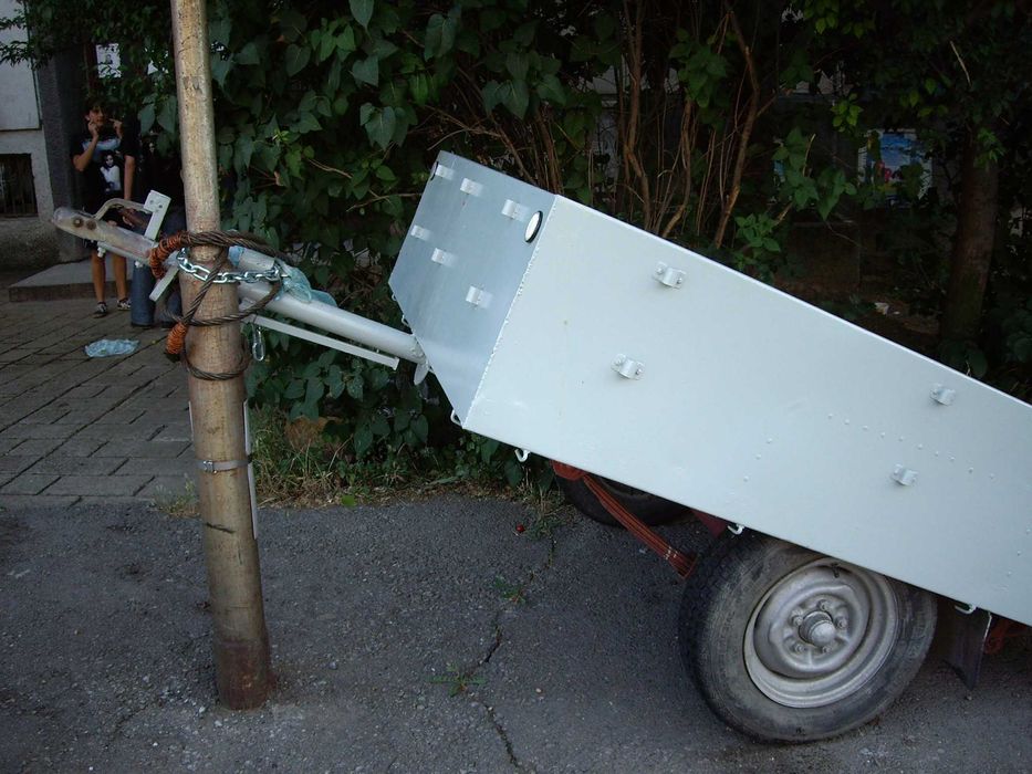 Продавам ремарке за кола