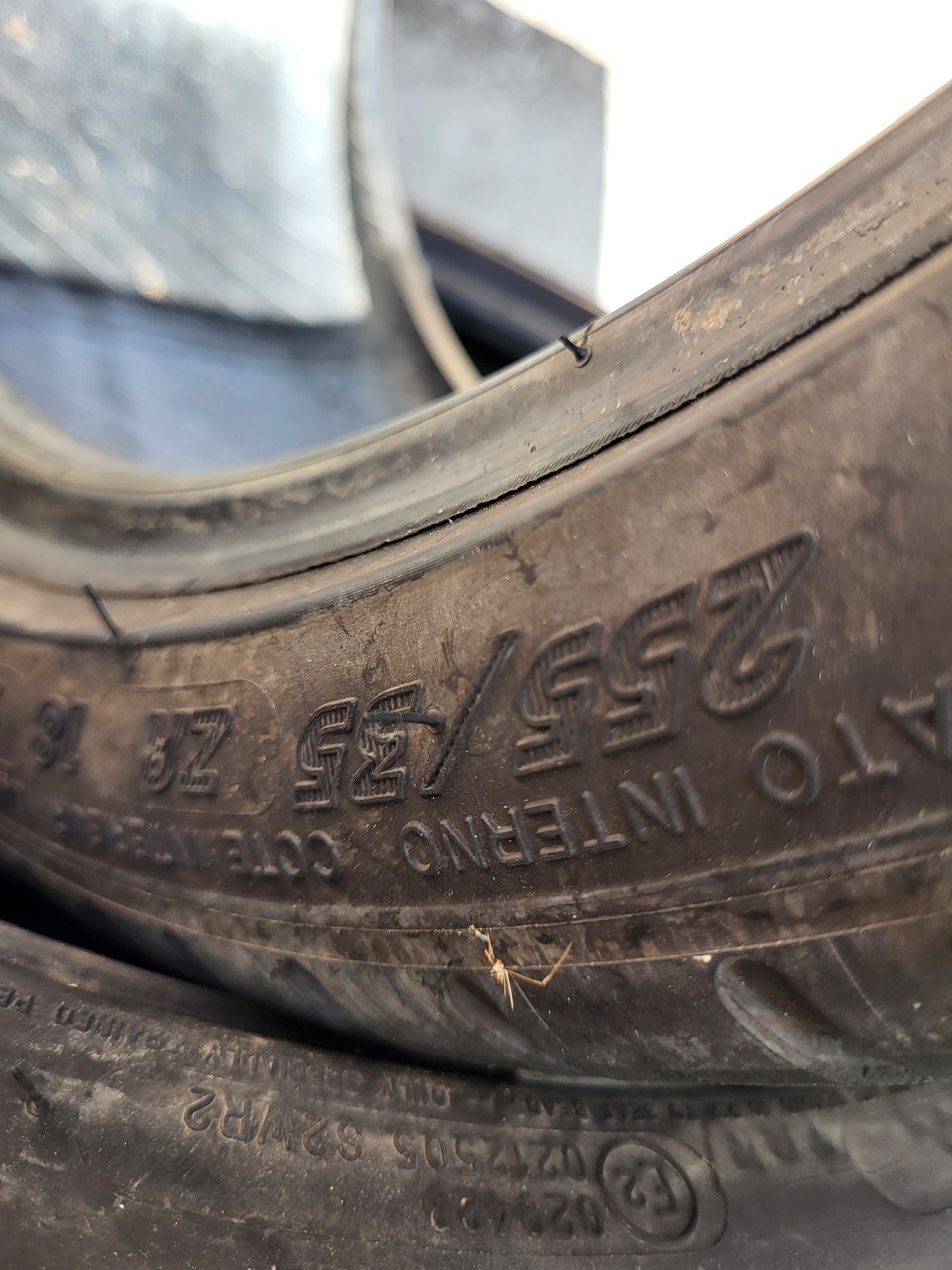 2 бр летни 255/35/18 Michelin