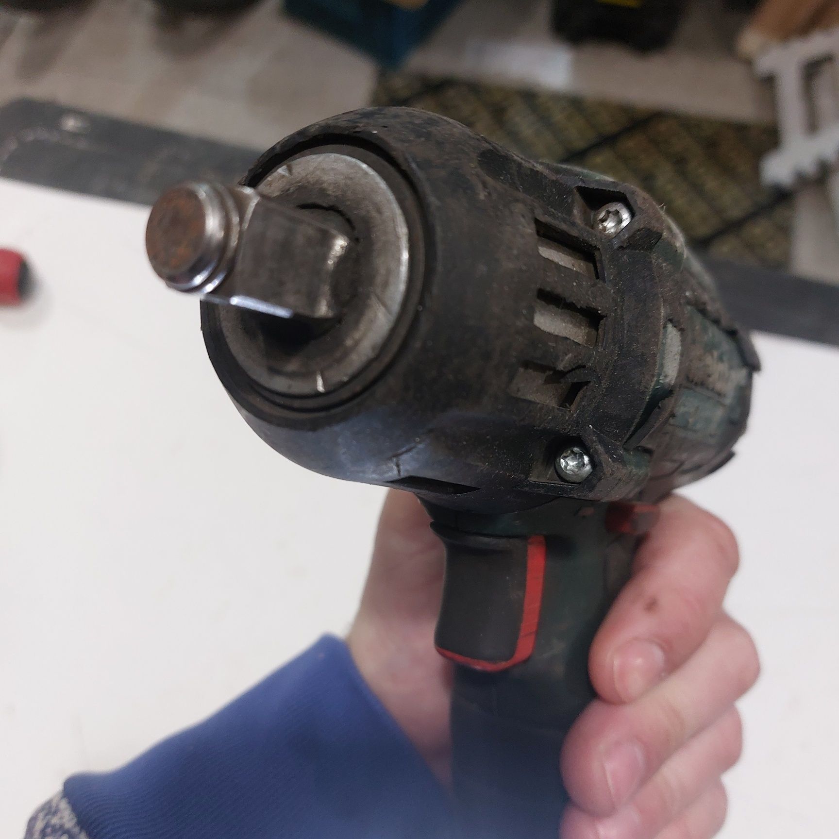 Безчетков акумулаторен гайковерт Метабо Metabo SSW 18 LTX 400 BL + 4Ah