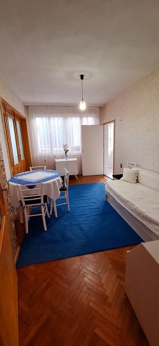 Тухлен апартамент по наем