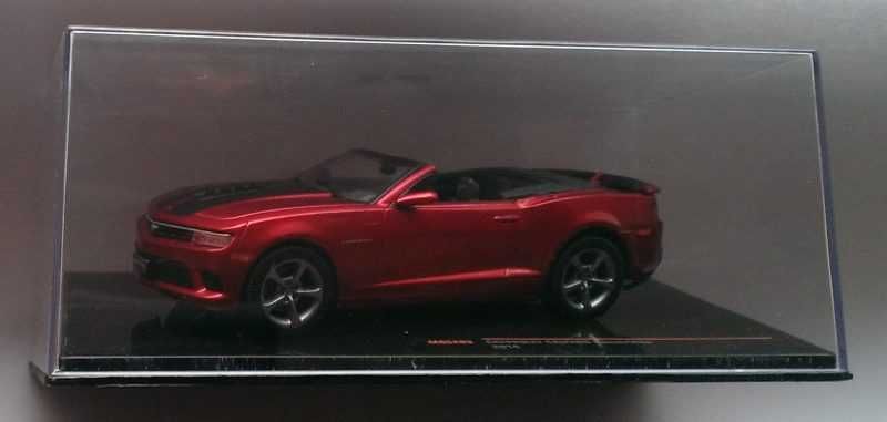 Macheta Chevrolet Camaro Convertible 2014 - IXO Premium 1/43