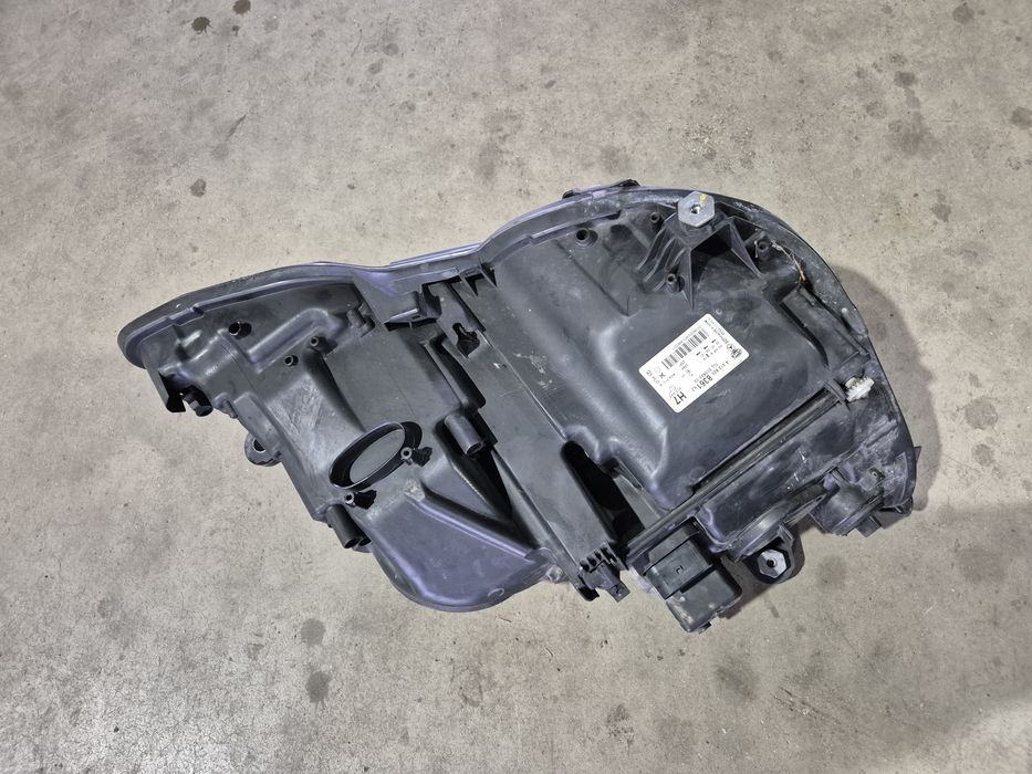 Far stanga mercedes e class w212 nonfacelift an 2010 fara xenon