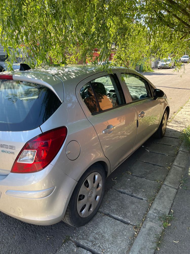 Opel corsa 2008