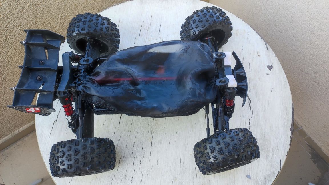 Vând Arrma Kraton 4s Blx in Garantie