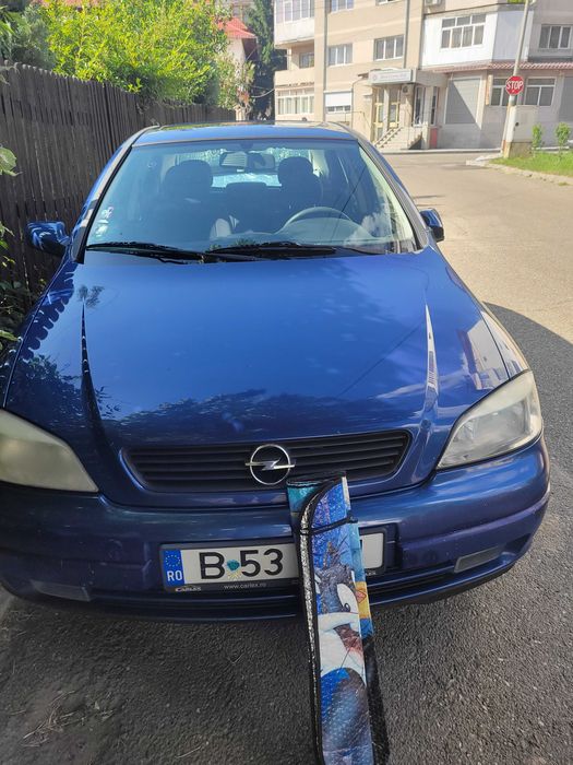 Vand urgent Opel Astra G, 2002, benzina 1,6. 240000 km pret 800 euro.