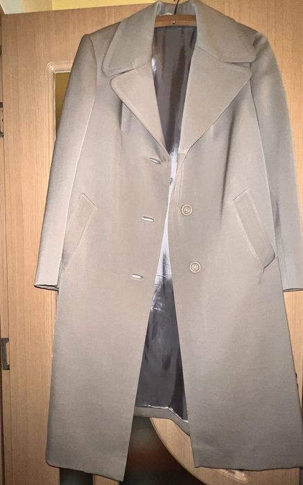 Palton bej marimea 44-46