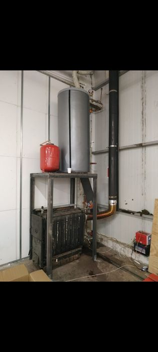 Sistem încălzire hala cu centrala Viadrus și puffer