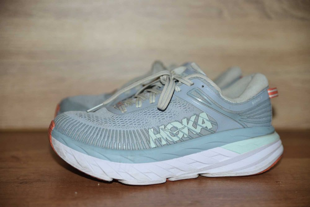 HOKA оригинални маратонки, номер 38