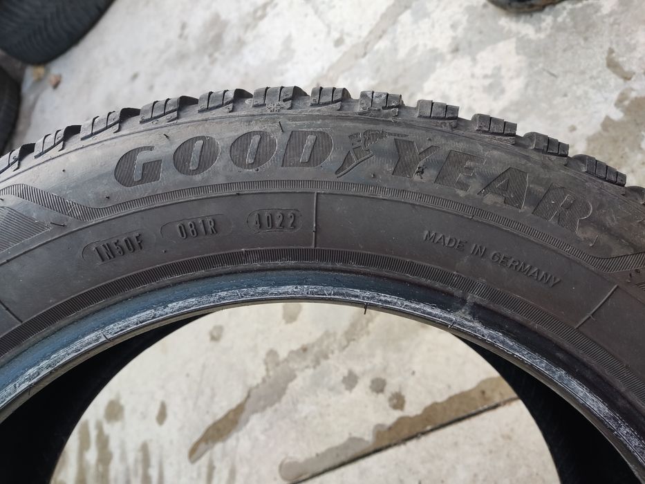 205/55/16 Good Year Ultra Grip 9+