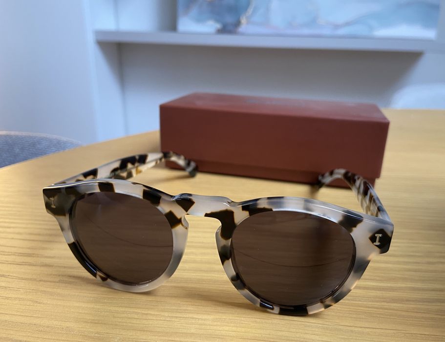 Оригинални слънчеви очила illesteva