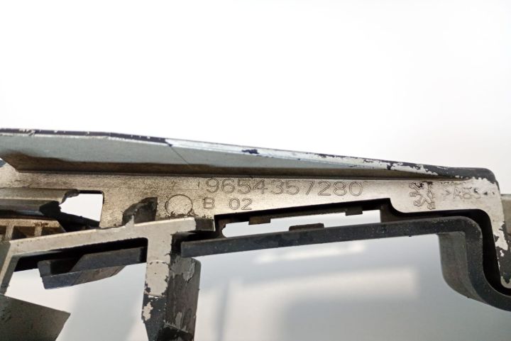 Grila  bara fata 9654357280 Peugeot 207 prima generatie