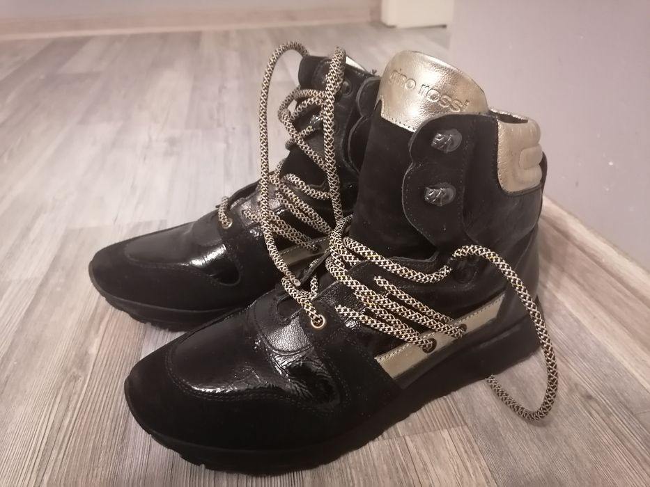 Обувки Gino Rossi