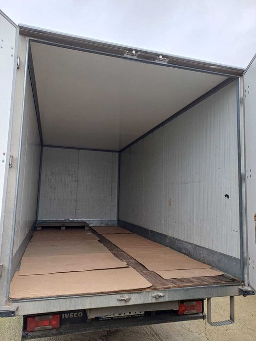 Iveco daily  35C16, se conduce cu permis cat b