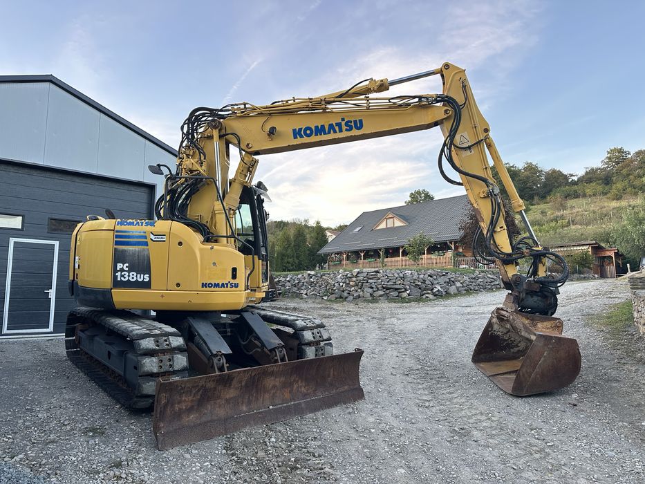 Excavator pe senile cu lama Komatsu PC138 US-8 7200h/Powertilt/Pads90%