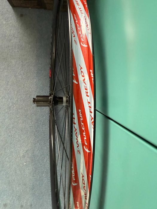 Set roti Fulcrum Rapid Red 900 + discuri frână Shimano