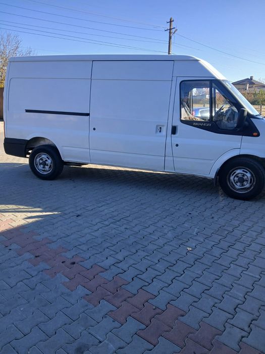 Vand ford transit/ schimb cu tractor sau autoturism +/- diferenta