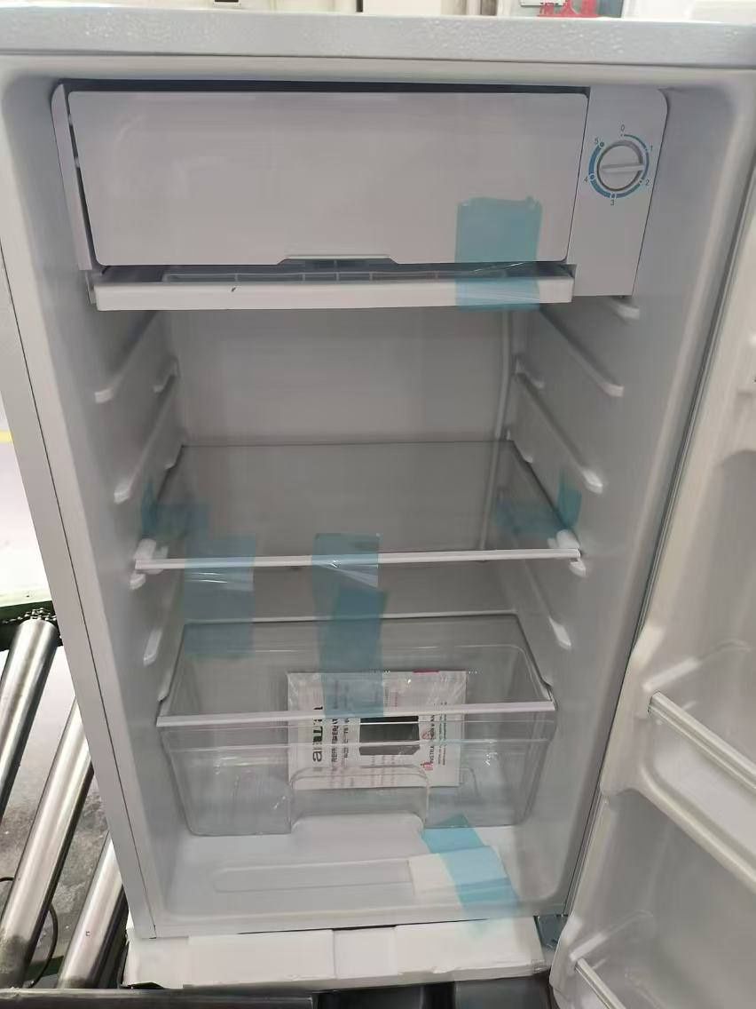 Продаётся мини холодильники