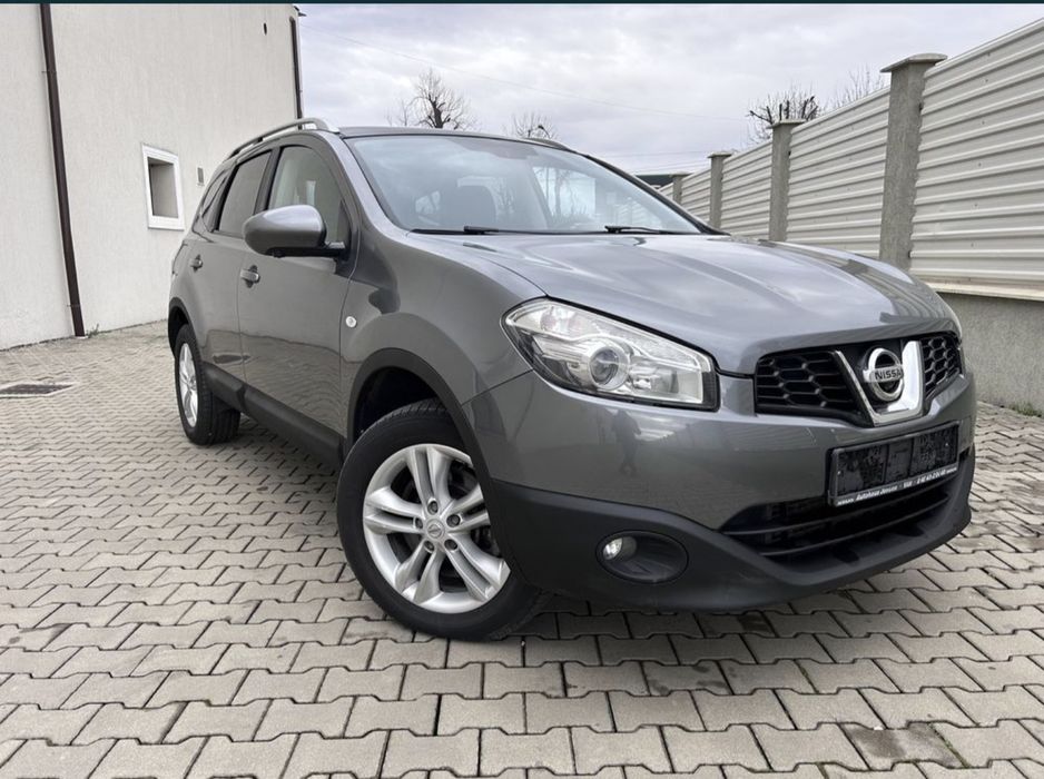 Nissan qashqai +2