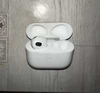 AirPods 3 поколения