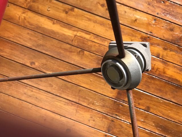 Antena satelit 1.4m, montura polara cu actuator si LNB