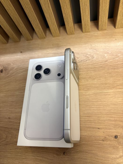 iPhone 17 Pro | 256GB | White | Full Box | Garantie | Ca nou