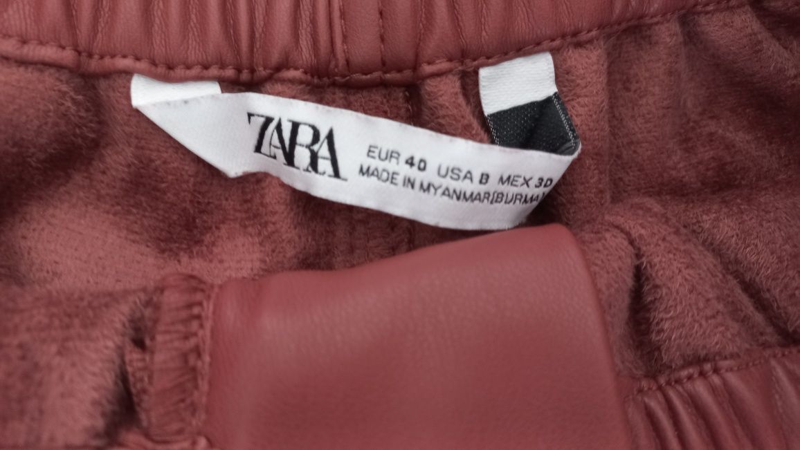 Къси , кожени панталони на Zara - 40 размер