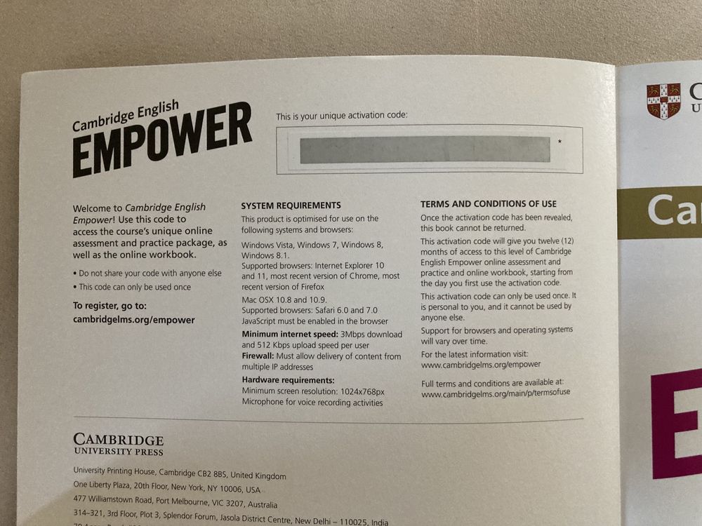 Учебник по английски език Cambridge Empower с онлайн достъп