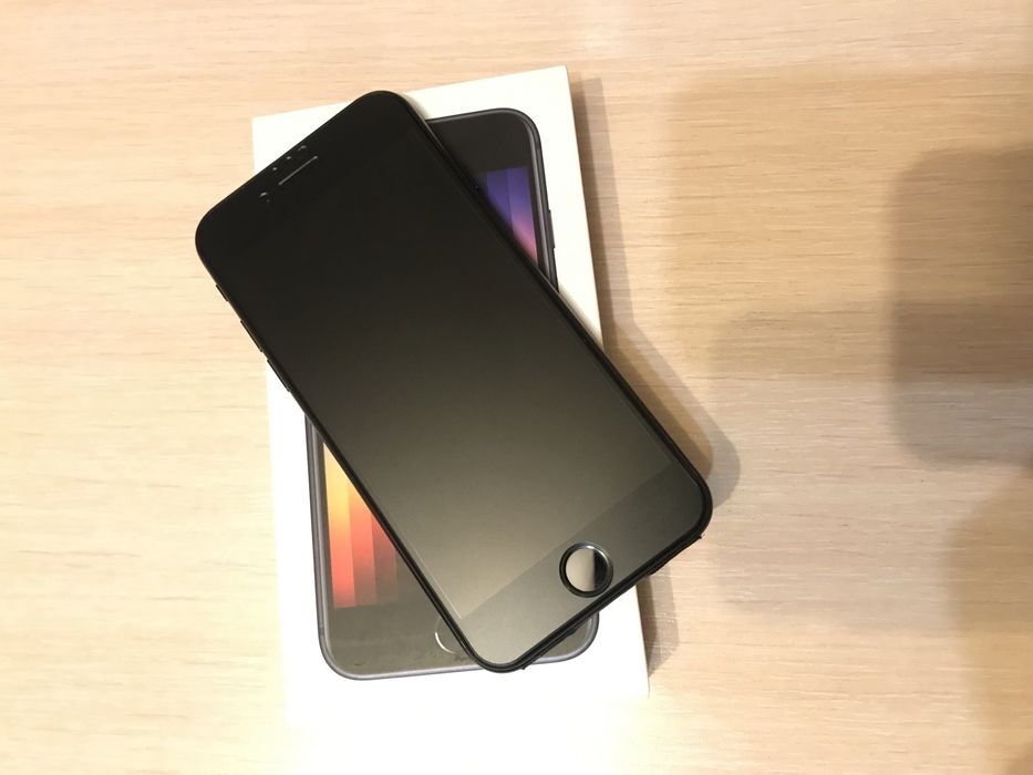 Iphone SE 3 (2022) A15 Bionic АКБ:87 %