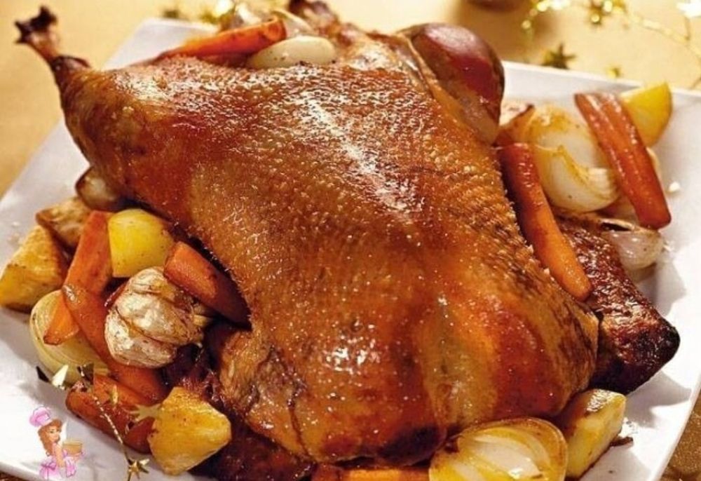 Праздничная запечённая утка